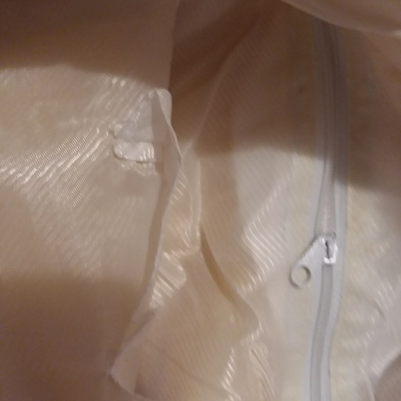 Pocketbook NWT - Picture 3 of 4